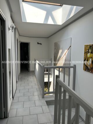  Immeuble � vendre 8 pi�ces 268 m�