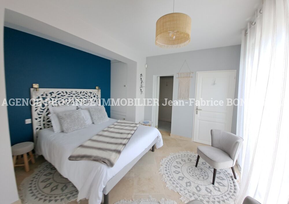 vente Maison - 8 pièce(s) - 213 m² Suze-la-Rousse (26790)