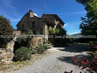  Propri�t�/ch�teau � vendre 7 pi�ces 260 m�