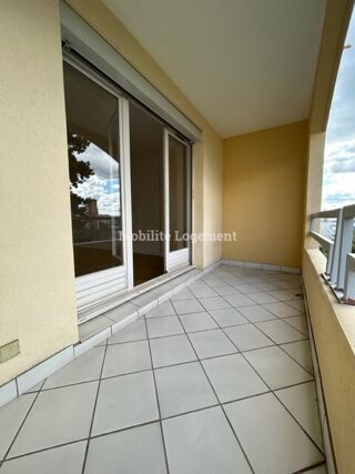  Appartement  vendre 4 pices 83 m