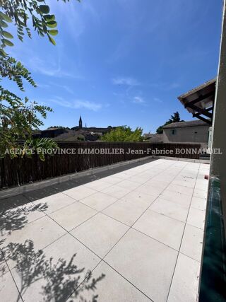  Appartement à louer 4 pièces 113 m²