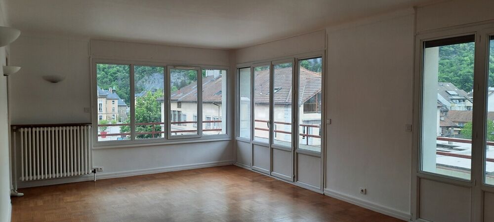 location Appartement - 3 pice(s) - 99 m Cluses (74300)