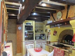  Propriété/château à louer 7 pièces 162 m²