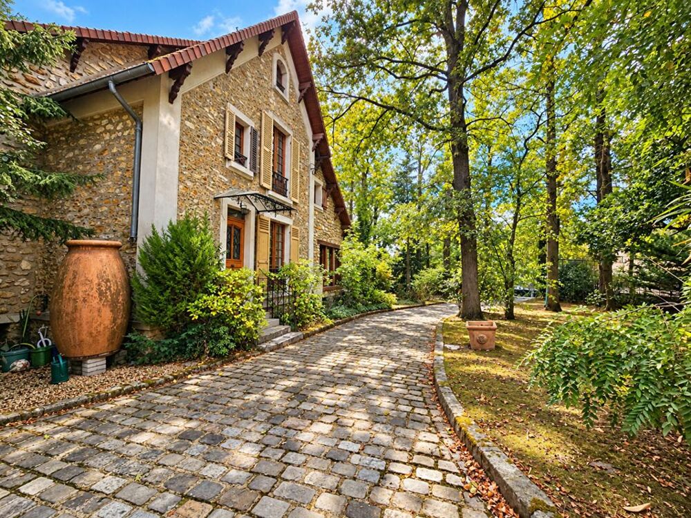 Vente Maison Maison de charme dans quartier priviligié LA CHASSE Beauchamp