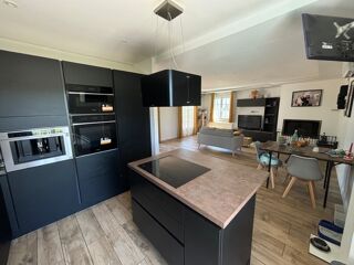  Maison � vendre 9 pi�ces 200 m�