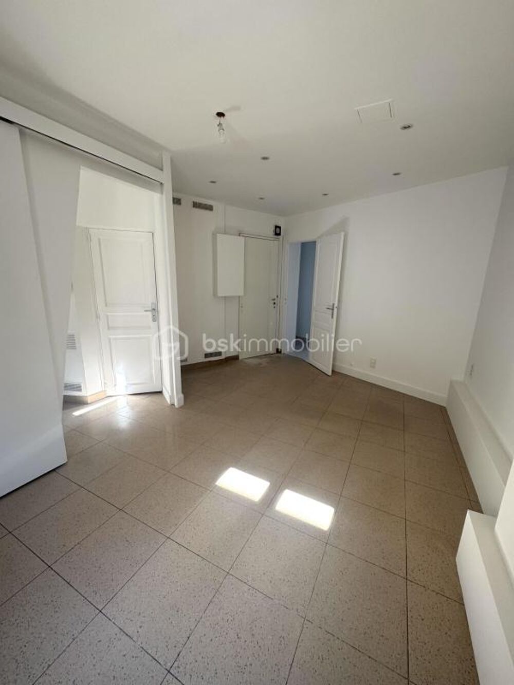 Vente Appartement Charmant appartement des années 40 au cœur de l'animation urbaine Aubervilliers
