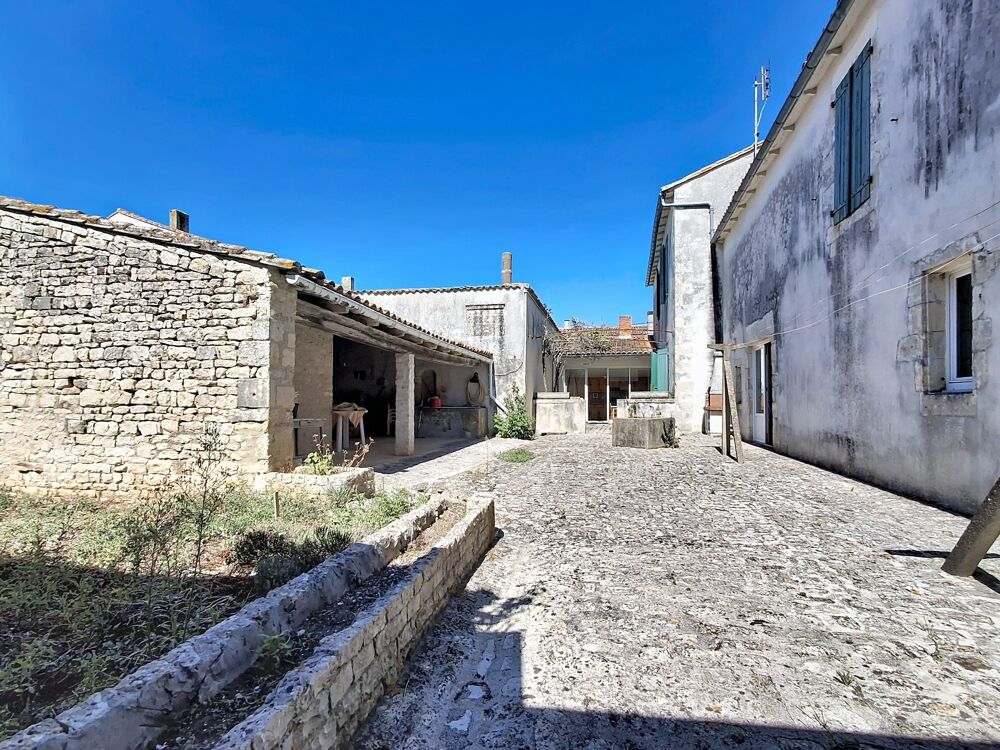à vendre  Maison Sainte-Marie-de-Ré (17740)