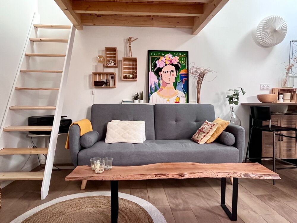 Vente Appartement À VENDRE – Appartement rénové avec cour privative – Bordeaux Nansouty Bordeaux