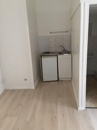  Appartement à louer 1 pièce 20 m²