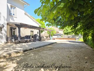  Maison � vendre 9 pi�ces 340 m�