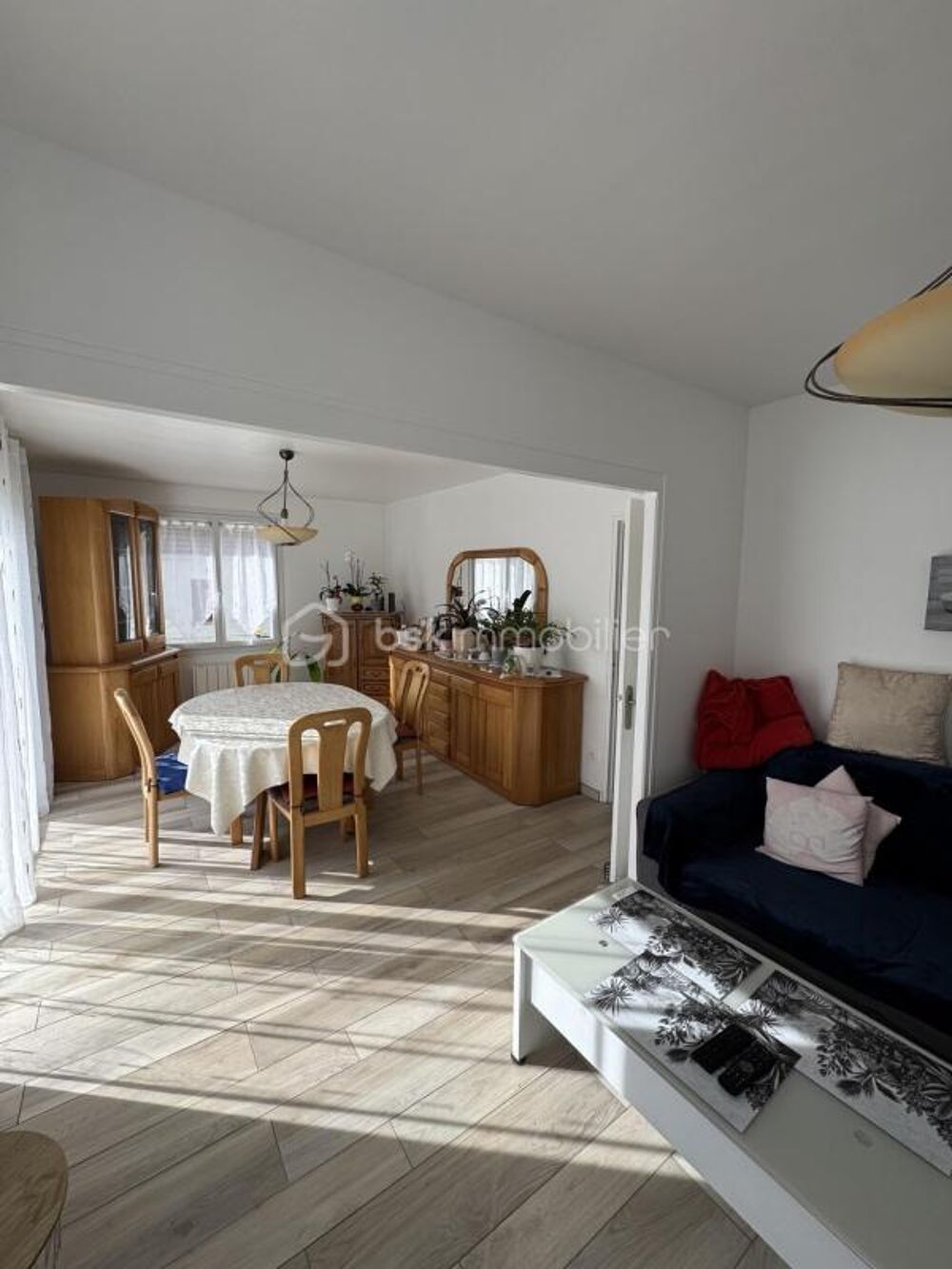 Pavillon 4 chambres avec sous-sol total et grenier aménageable  Fresneaux-Montchevreuil