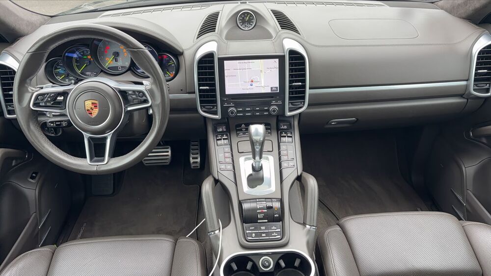 Cayenne II 3.0 S E-hybrid 416 4X4 Tiptronic 7 Platinium Edition - To 2017 occasion 92500 Rueil Malmaison