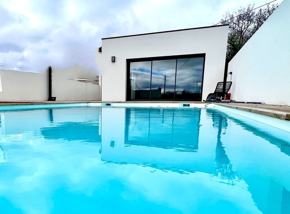 Vente Maison Dpt Finistère (29), à vendre proche de BREST Relecq Kerhuon Maison T5 de 120 m² - Piscine - Garage Le relecq kerhuon