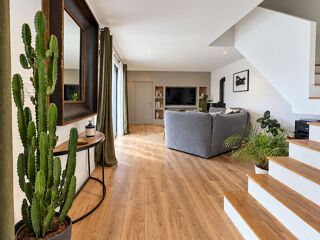 Vente Maison BELLE CONTEMPORAINE 194m 2 . 5 SUITES PARENTALES Arradon
