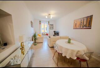  Appartement à louer 2 pièces 45 m²