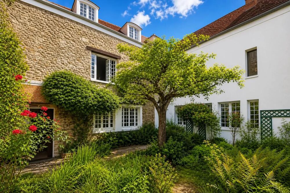 Maison de 9 pièces de 245 m² à Épernon