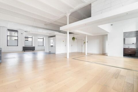  Loft à vendre 3 pièces 161 m²