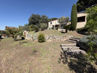  Villa � vendre 6 pi�ces 180 m�