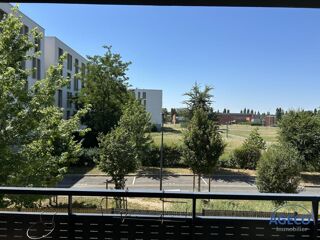  Appartement à louer 3 pièces 60 m²