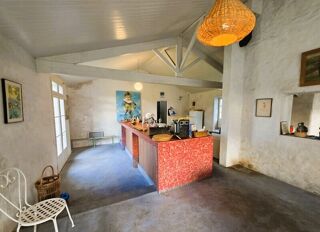 Maison à vendre 15 + pièces 716 m²