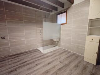  Maison  vendre 10 pices 230 m