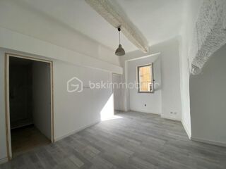  Immeuble à vendre 6 pièces 150 m²