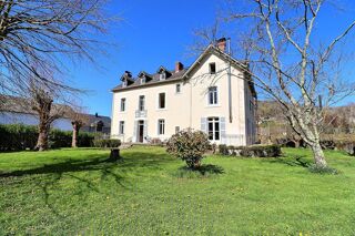  Maison � vendre 9 pi�ces 306 m�