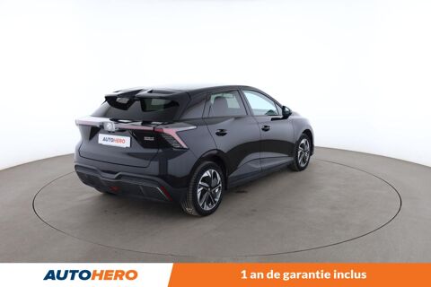 MG4 EV 64kWh -150 kW 2WD Luxury 204 ch 2023 occasion 92130 Issy-les-Moulineaux