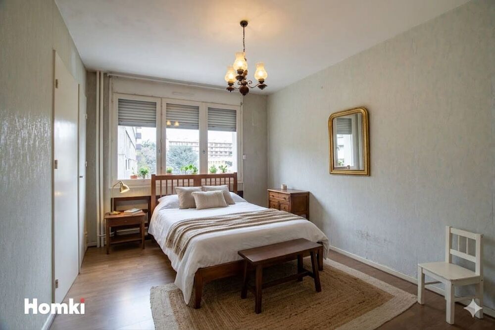 Vente Appartement Fort potentiel T4 avec garage dans secteur recherché ! Saint etienne
