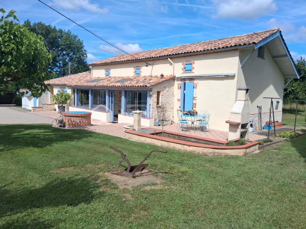 Coup de Coeur Maison de plain-pied avec dépendances sur un parc arboré de 3 937 m²