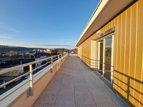  Appartement � louer 4 pi�ces 79 m�