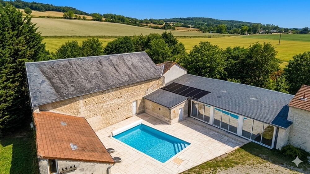 Maison de Maître + Piscine + Grange de 100 m²
