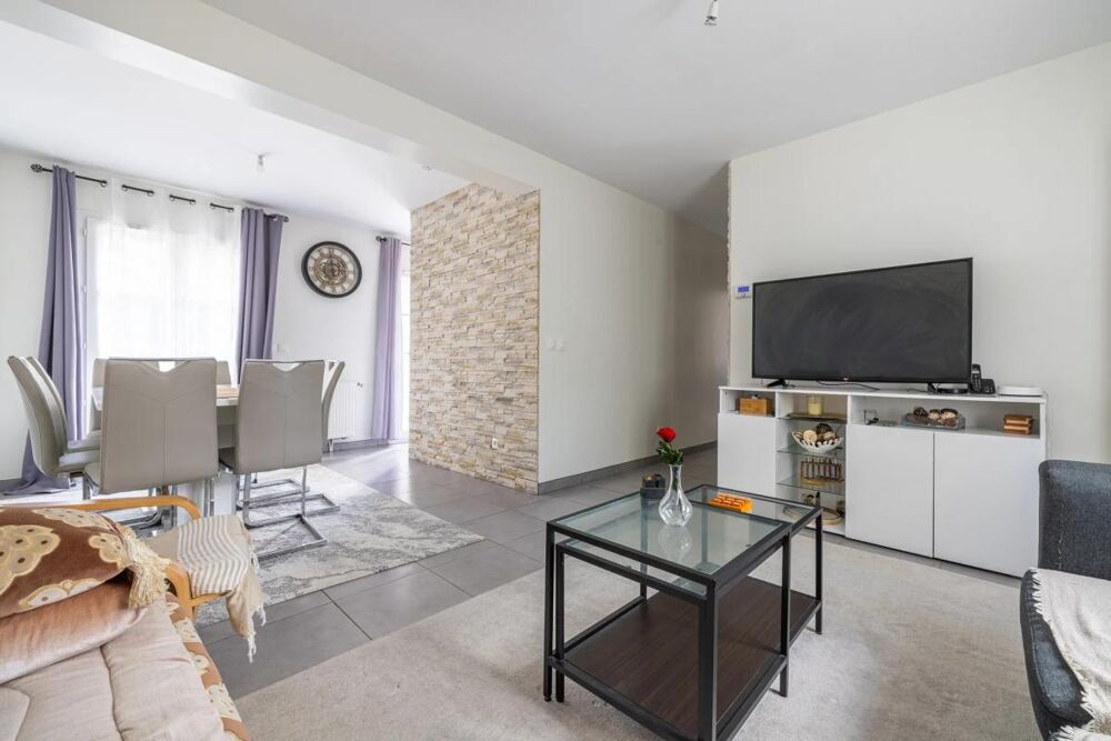 Vente Maison Maison de 6 pièces de 130 m² à Corbeil-Essonnes Corbeil essonnes