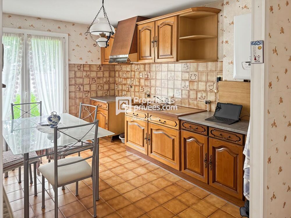 BLANQUEFORT Maison de PLAIN-PIED avec JARDIN et GARAGE POSSIBILITÉ 3ème CHAMBRE