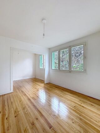  Appartement à louer 4 pièces 58 m²