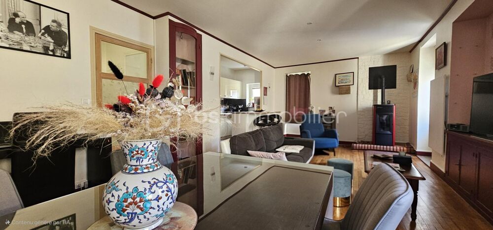 Vente Maison *** Maison de ville de 120 m² – 3 Chambres -  Centre historique de CUSSET avec garage*** Cusset