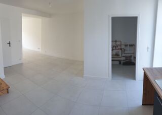  Maison à louer 4 pièces 79 m²
