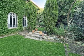  Maison à vendre 15 + pièces 488 m²