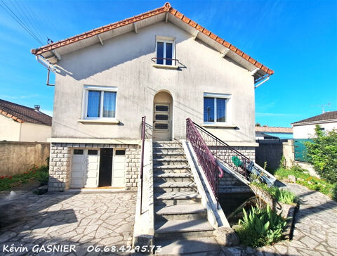   SOYAUX (16800) : Maison de 127m2 avec 4 chambres Maison - 6 pi�ce(s) - 127 m�