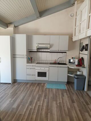  Appartement à louer 2 pièces 55 m²
