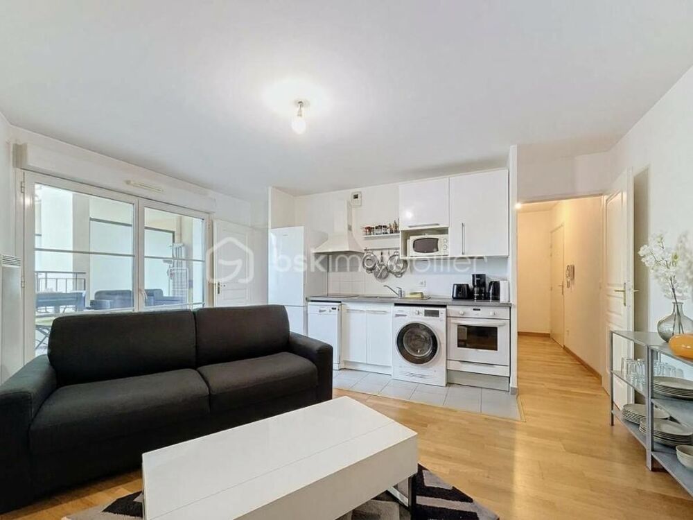 Vente Appartement LA GARENNE-COLOMBES – T2 AVEC BALCON, PARKING ET CAVE EN SOUS-SOL La garenne colombes