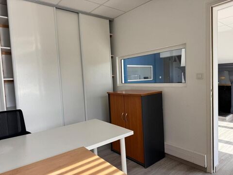 BISCARROSSE - Local commercial 77 m&sup2; 349000 40600 Biscarrosse