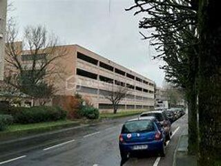  Parking / Garage  vendre 12 m