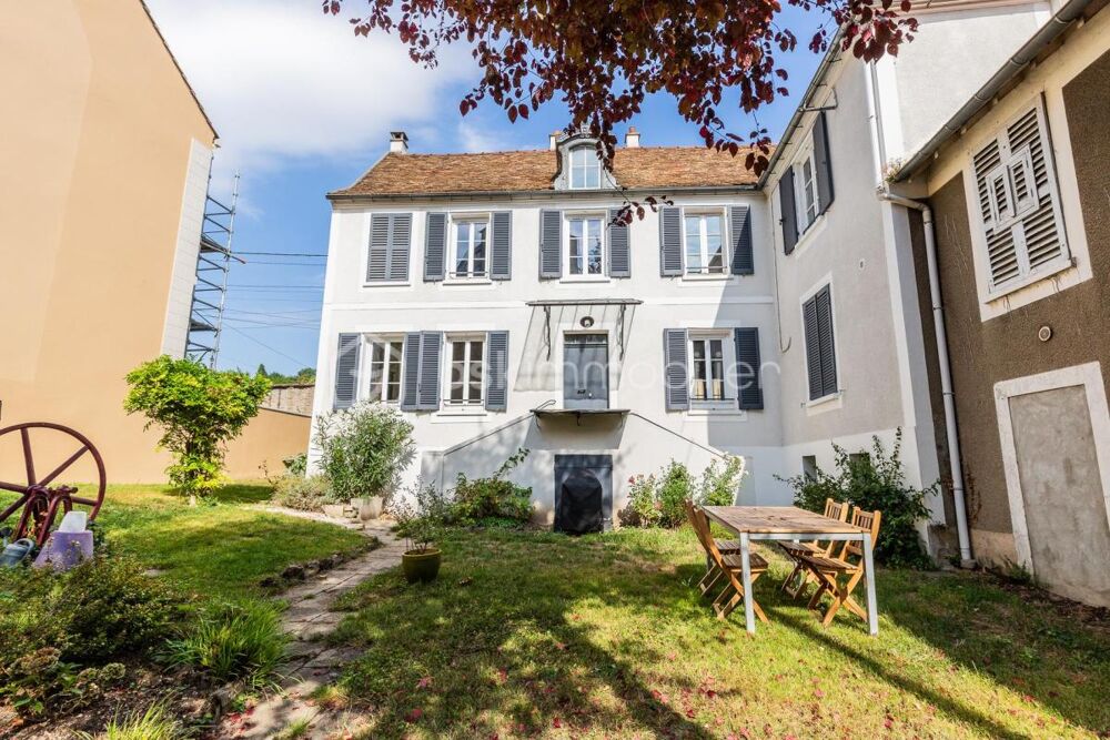 Savigny-sur-Orge  Centre-ville  Pavillon de caractère entièrement rénové