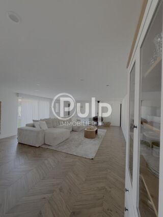  Maison � vendre 9 pi�ces 217 m�