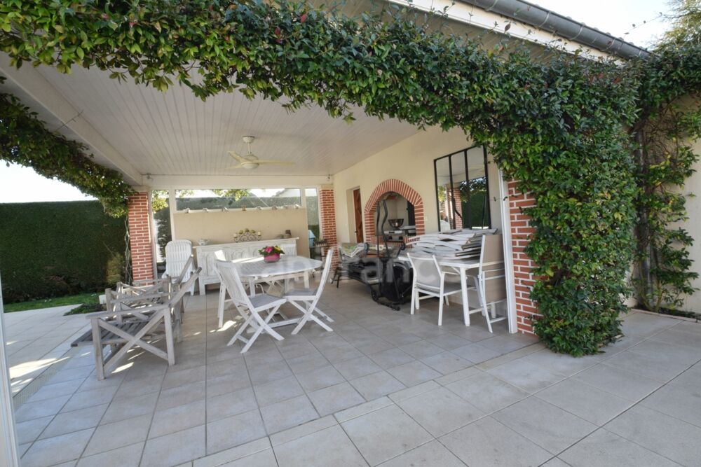 Villa familiale de standing - 4 chambres - piscine - pool house - double garage à MARMANDE (47)