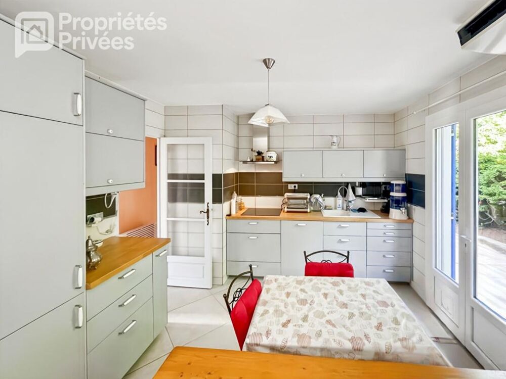 EN EXCLUSIVITÉ - Villa plain-pied 4 faces avec studio indépendant