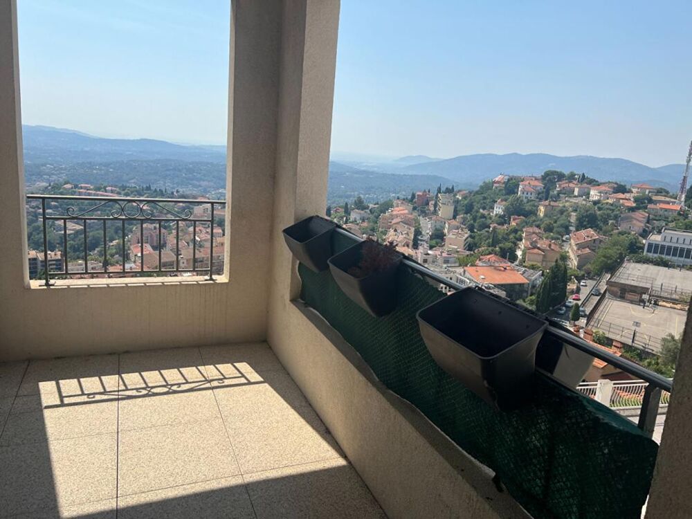 Superbe 3 pièces de 61 m2 avec terrasse de 6 m² avec vue panoramique , hauteurs de Grasse