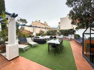  Maison � vendre 9 pi�ces 220 m�