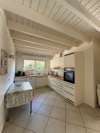  Propriété/château à vendre 12 pièces 310 m²